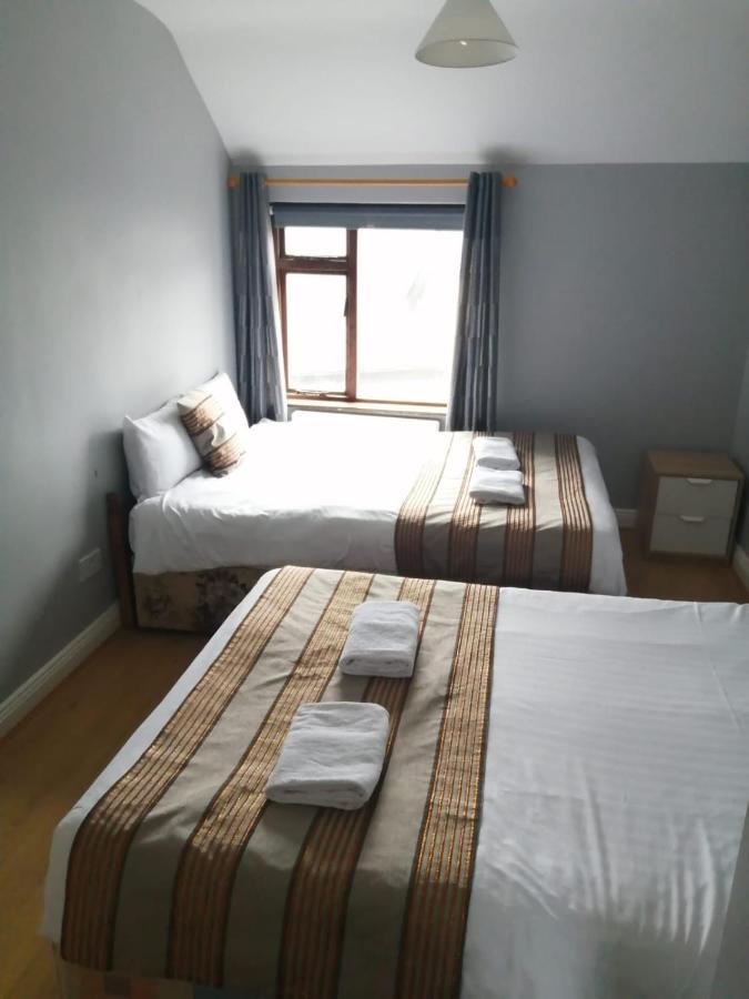 An File Economy Rooms Westport Esterno foto